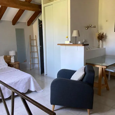 Maison Kyprea: /duplex , Spacieux, Confort Avec Terrasse Exterieure Privee, Parking Privatif , Vue Pittoresque Sur La Citadelle De Et Les Montagnes. Corte (Corsica)